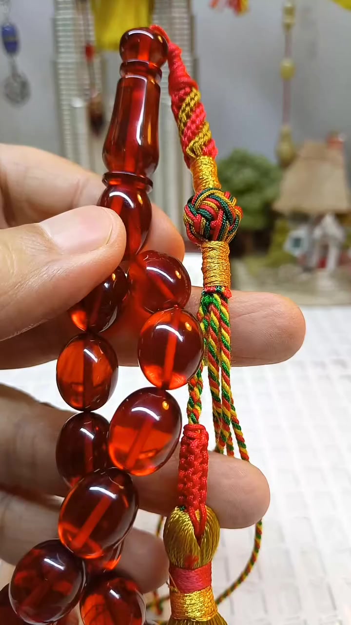 السلام عليكم
مسباح فاتوران عسلي عرگ دخاني قطعه جمال ودلال خامه اصليه ذمه جراخة حسين زايد كركوشة خليجي 
الوزن 51 غم القياس 12 * 16 العدد 33 خرزه 
السعر 30 الف يتوفر خدمة توصيل كافة المحافظات 5 آلاف


**إذا كنت صاحب هذا الإعلان وتريد حذفه لأي سبب، رجاءا أرسل رسالة إلى الدعم الفني**