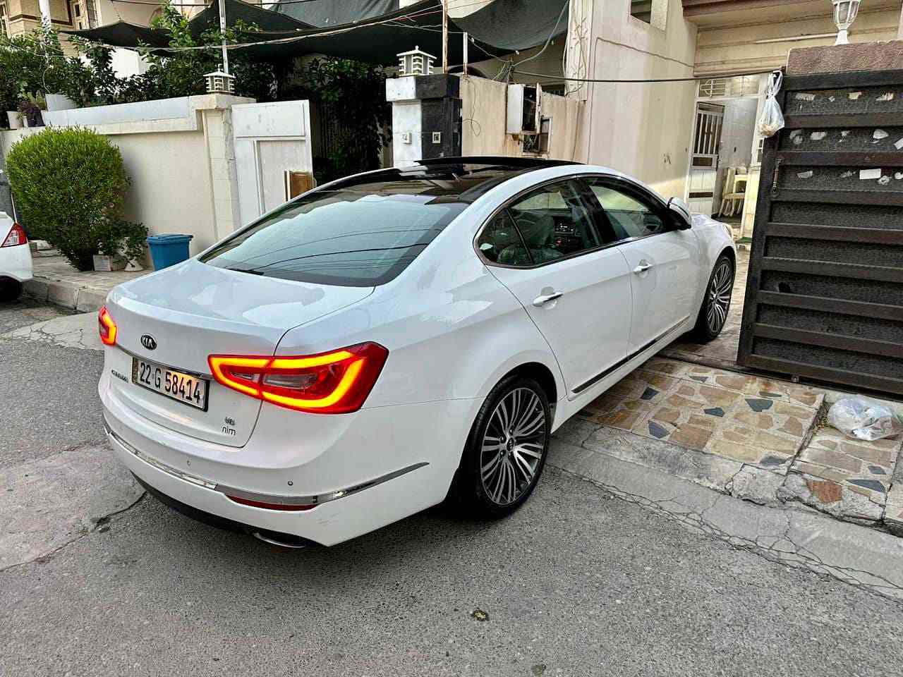 كيا كانيزا ٢٠١٤ملكي خه ليجي شركة بخيت مكفولًا كفالا عام 
ماشيه ١٤٢. الف 
فول فول ماسه فات ملكي
مكان سيارا اربيل شارع ١٠٠
سيارا اسمي رقم سنوي جديد 
مكينه ٦سلندر ٣.٥
م***********واتس فايبه ر موجود 
م***********
