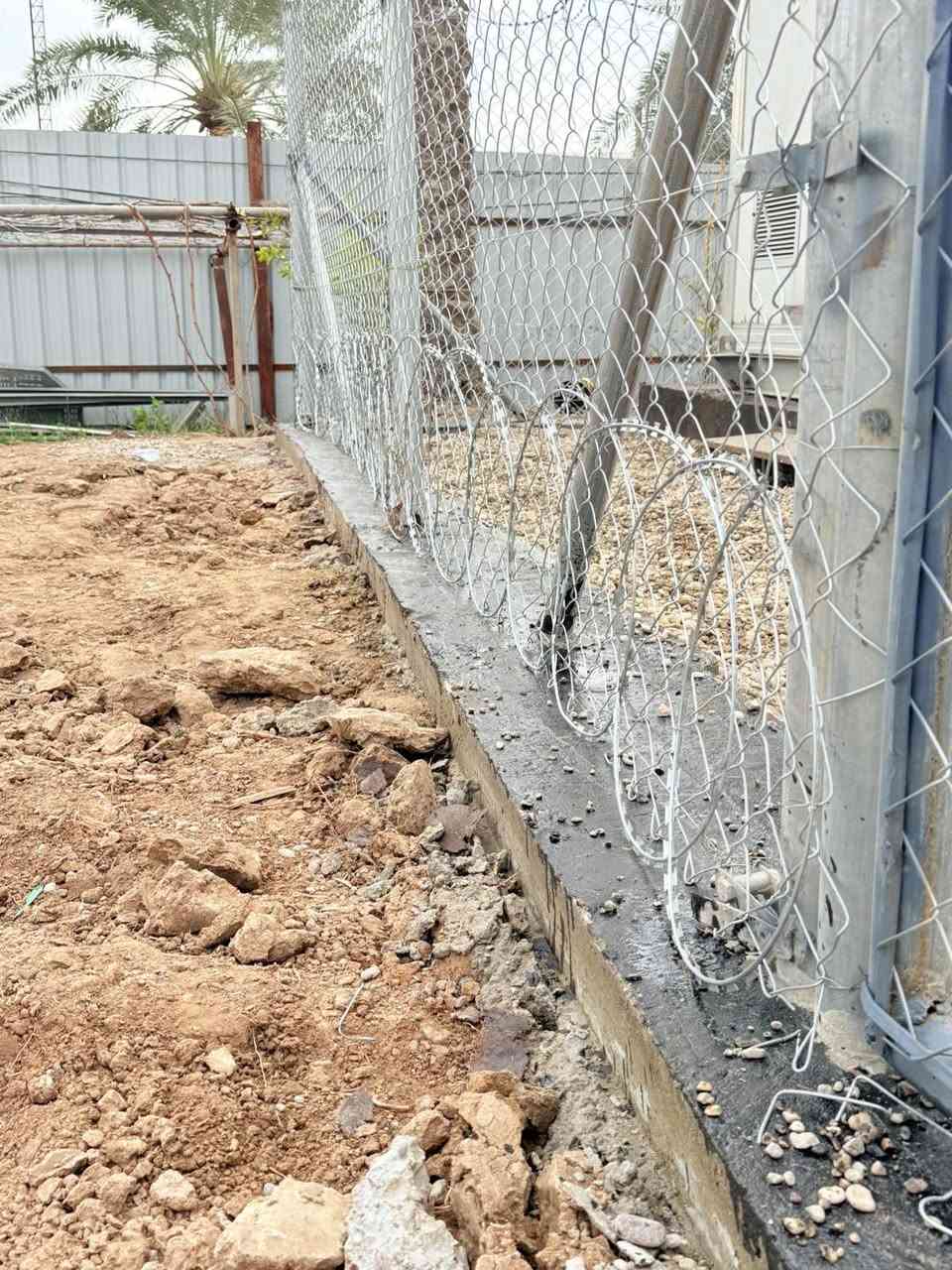 يالله 
تم بحمد الله اكمال موقع في المحافظة واسط 
موقع بناء سياج لبرج اتصالات 

وتبدا الأسعار حسب نوع سمك حجمه
ومساحة الأرض
أعمالنا درجة أولى وموادنا أصلية المنشأ
يوجد كادر فني متخصص بالعمل
نعمل في جميع محافظات العراق
للاستفسار والحجز قم بمراسلتنا من الزر أسفل المنشور
***********(واتساب)
تواصل ويانه والباقي علينا
أو يمكنكم الانضمام إلى المجموعة الخاصة في أعمال
