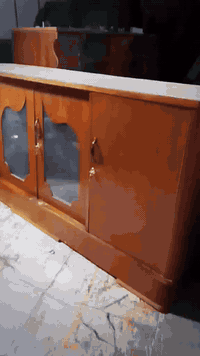 بوفيه نضد مستعمل مترين وربع تسكام للبيع ويوجدخدمة توصي***********
