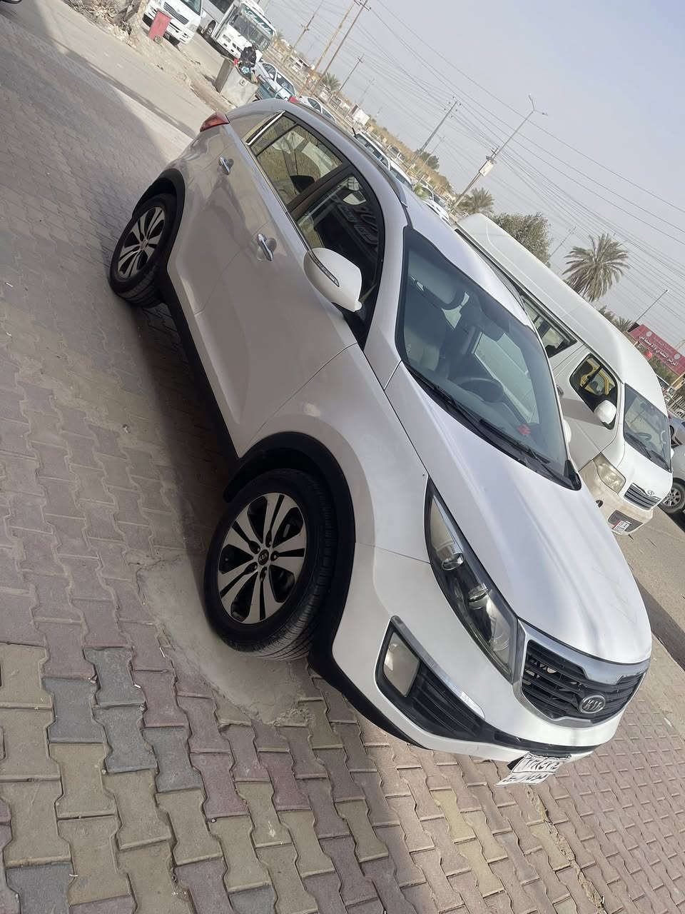 يالله رمضان كريم عل جميع للبيع سياره جديده جيده ستخدام شخصي من ٧ سنوات كلشي ما ذب عليهه 
سياره سبورتج موديل ٢٠١٢ سياره كفاله عامه فقط بارد وسونار موجود وسعرهه هم بعد احله مكاني الدوانيه وهاذ رقمي ***********
