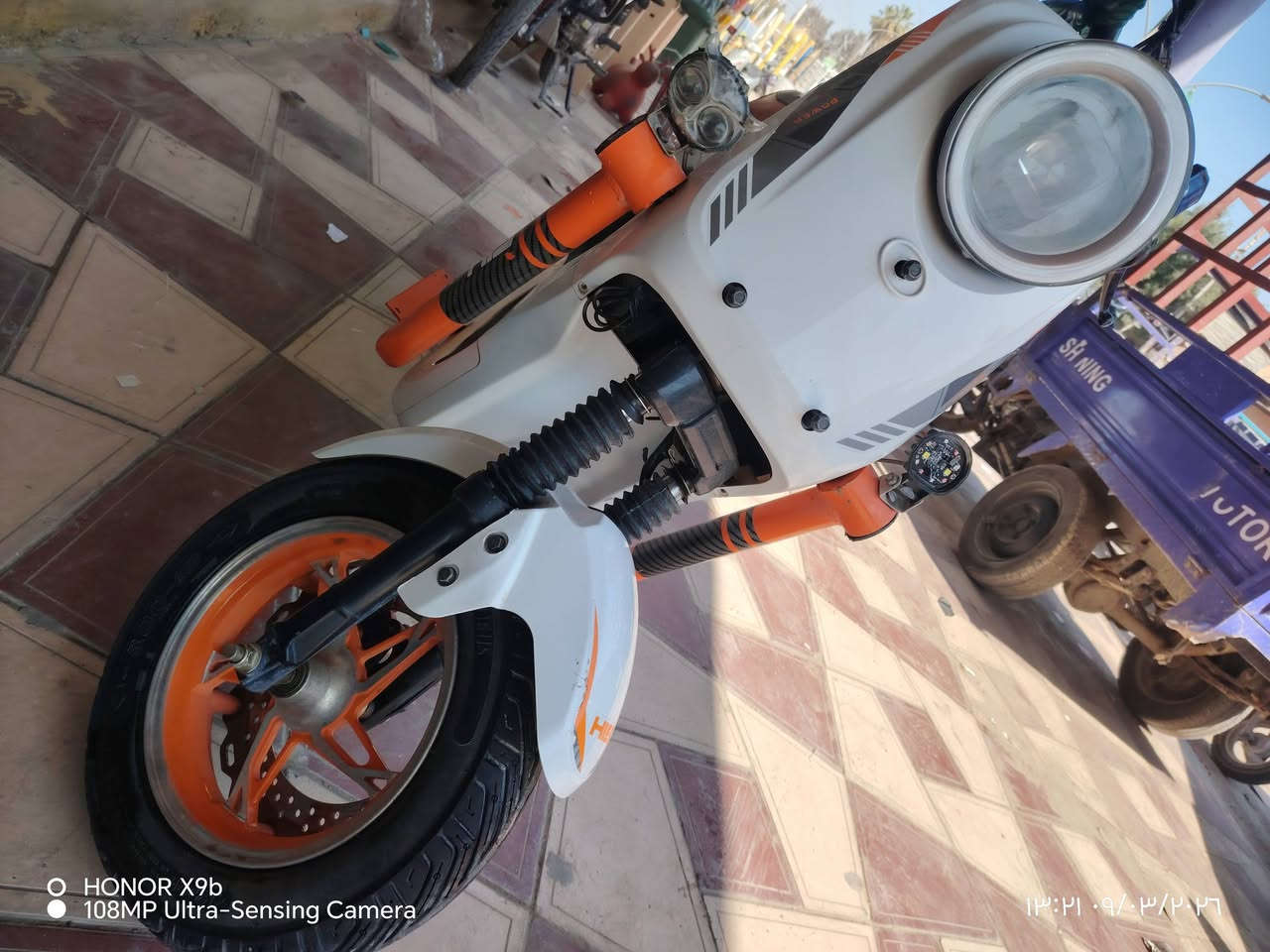 السام عليكم دراجه شحن للبيع السعر 350او بيها مجال للتواصل ***********
