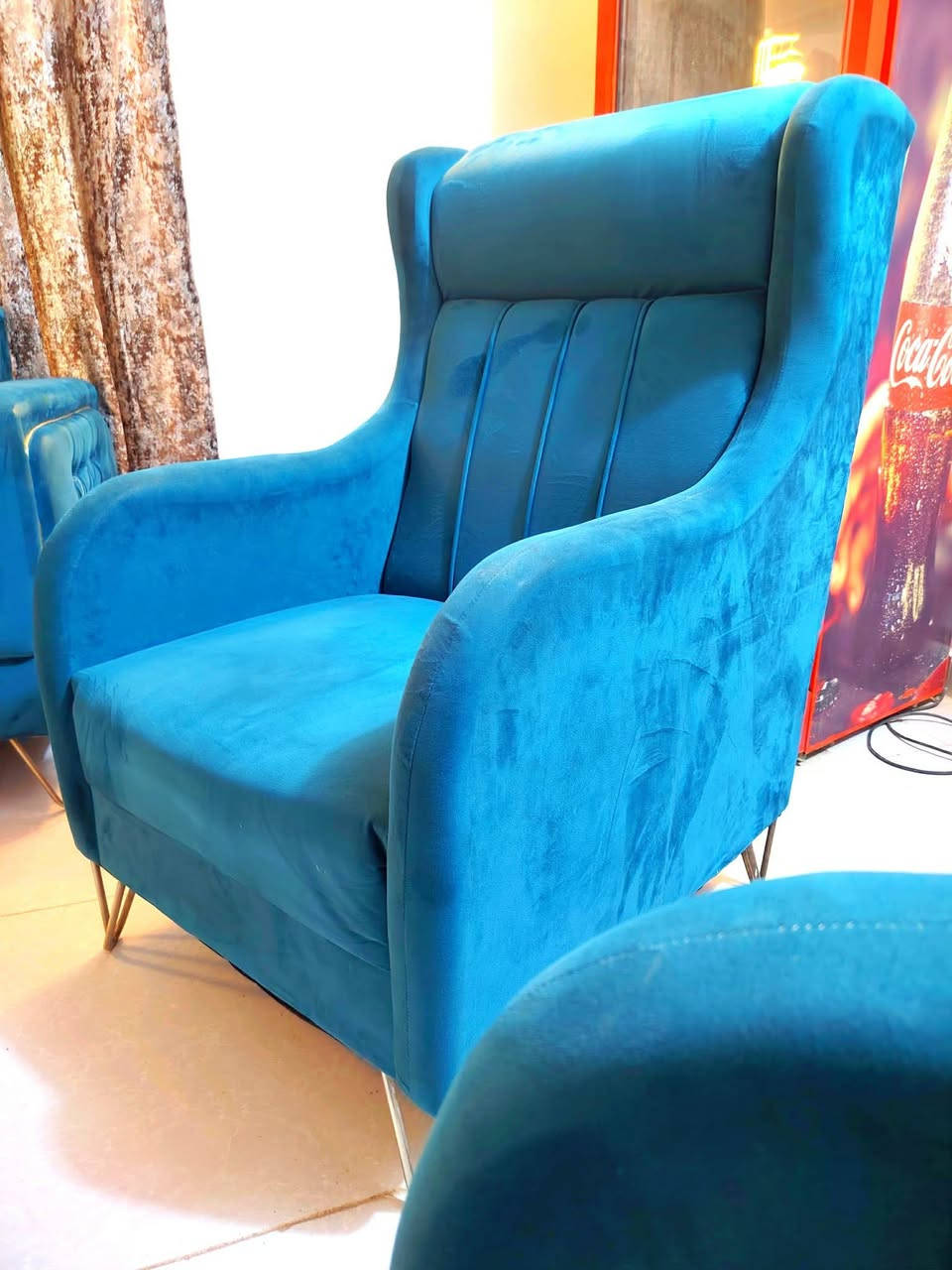 تخم عشر مقاعد تركي ثقيل جدا جدا.    اللون المرغوب فيروزي 🩵
خالي من اي ضرر ٤٥٠ وبي مجال


**إذا كنت صاحب هذا الإعلان وتريد حذفه لأي سبب، رجاءا أرسل رسالة إلى الدعم الفني**