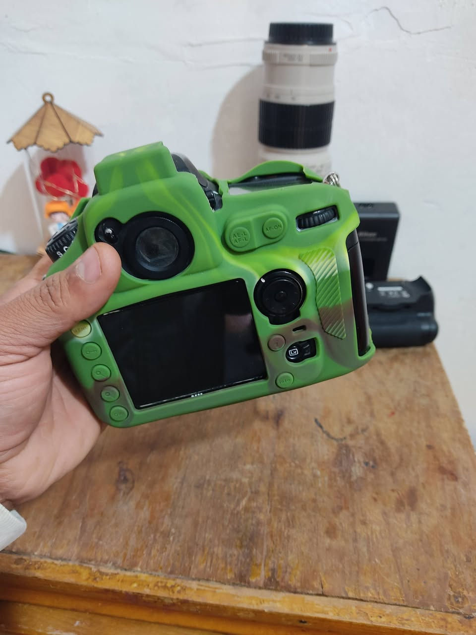 سلام عليكم ورحمه الله وبركاته اخواني كامره للبيع او مراوس نيكون D800
عدسه كانون 70-200فتحه 4 و عدسه نيكون 50ملم فئة D طب خاص وتدلل ليعجبك مكاني بغداد


**إذا كنت صاحب هذا الإعلان وتريد حذفه لأي سبب، رجاءا أرسل رسالة إلى الدعم الفني**