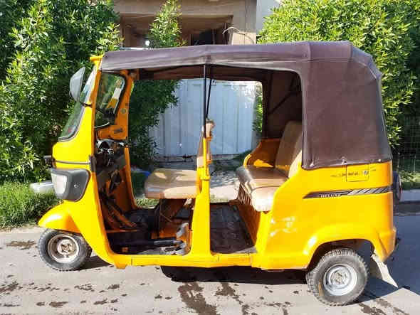 السلام عليكم للبيع تكتك TVS موديل 20 دشبول حديث رقم بغداد وسنوية باسمي تحويل مباشر السعر 4.750وبيها مجال بسيط حك الجية تكتك جاهزة من كلشي تراي وين ما يعجبك مكان بغداد حي الجهاد واتساب او اتصال ***********
