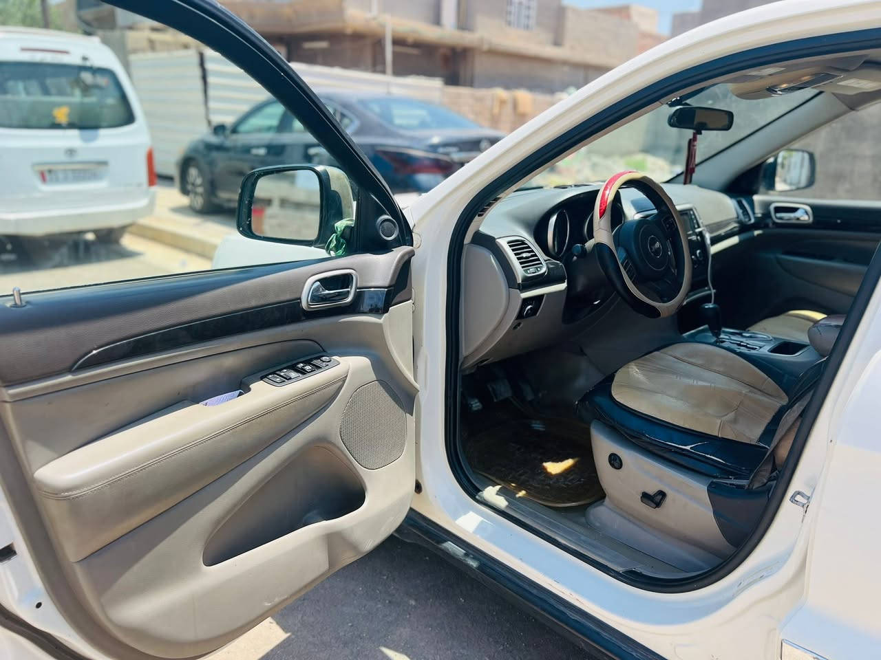 جيب موديل 11 وارد امريكي مكينه وكير لغود شواصي كفاله وارد امريكي كلين بالعراق جاملغ امامي بدون داخل تبديل جاملغ امامي مكانين صبغ فقط كلير قطعتين رقم بغداد بسمي السياره جازه من كل النواحي السعر 145 وبيها مجال قليل *********** التواصل فقط اتصال
