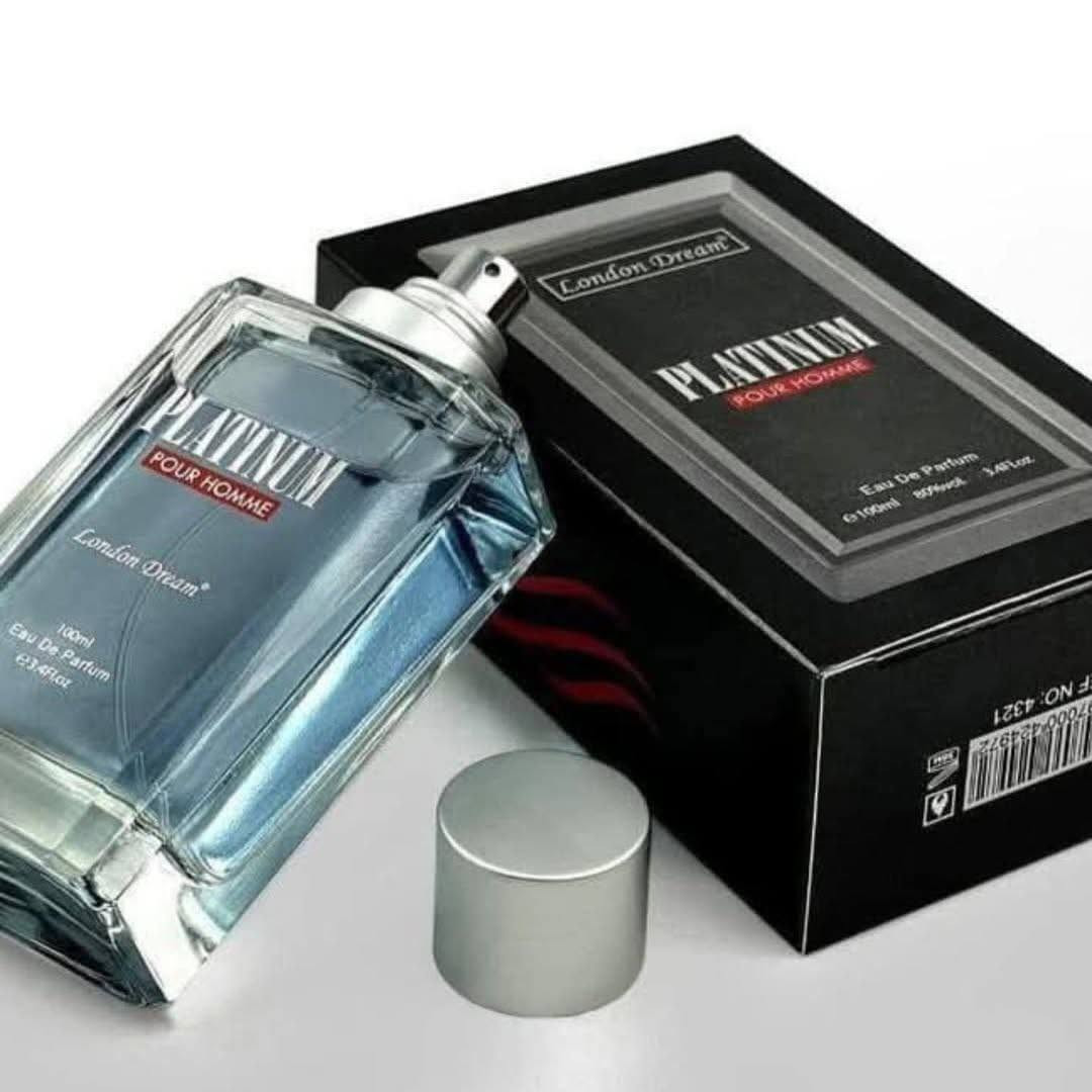 🔥 عطر لندن دريم بلاتينيوم بور هوم الاصلي الاماراتي🇦🇪💯 (London Dream Platinum Pour Homme) هو عطر رجالي بتركيز ماء عطر (Eau de Parfum) مصمم ليمنح إحساساً بالفخامة والرجولة. يأتي العطر في زجاجة بحجم 100 مل، ويتميز بكونه فوّاحاً ويدوم طويلاً. عطر رجالي فاخر يجمع النظافة، الفخامة، والرجولة في زجاجة واحدة 💎

إذا تحب العطور الكلاسيكية النظيفة اللي تفرض حضورك بدون إزعاج…
هذا العطر معمول إلك 👌
✨ فوحان يلفت الانتباه
✨ ثبات طويل يرافقك طول اليوم
✨ رائحة راقية تناسب كل الأعمار
✨ مثالي للدوام، الطلعات، والمناسبات

افتتاحية منعشة بالأناناس والبرغموت 🍍قلب أنيق بالنعناع والهيل 🌿
وقاعدة دافئة فخمة بالكشمير والعنبر 🤍

✅ عطر عملي – أنيق 
اختيار ذكي لكل رجل يحب يكون مرتب، نظيف، وملفت بدون مبالغة 😎
#الاصلي المنشأ الإمارات 🇦🇪💯
السعر 10الاف
🚘يوجد خدمة توصيل لجميع محافظات العراق 🚘


**إذا كنت صاحب هذا الإعلان وتريد حذفه لأي سبب، رجاءا أرسل رسالة إلى الدعم الفني**