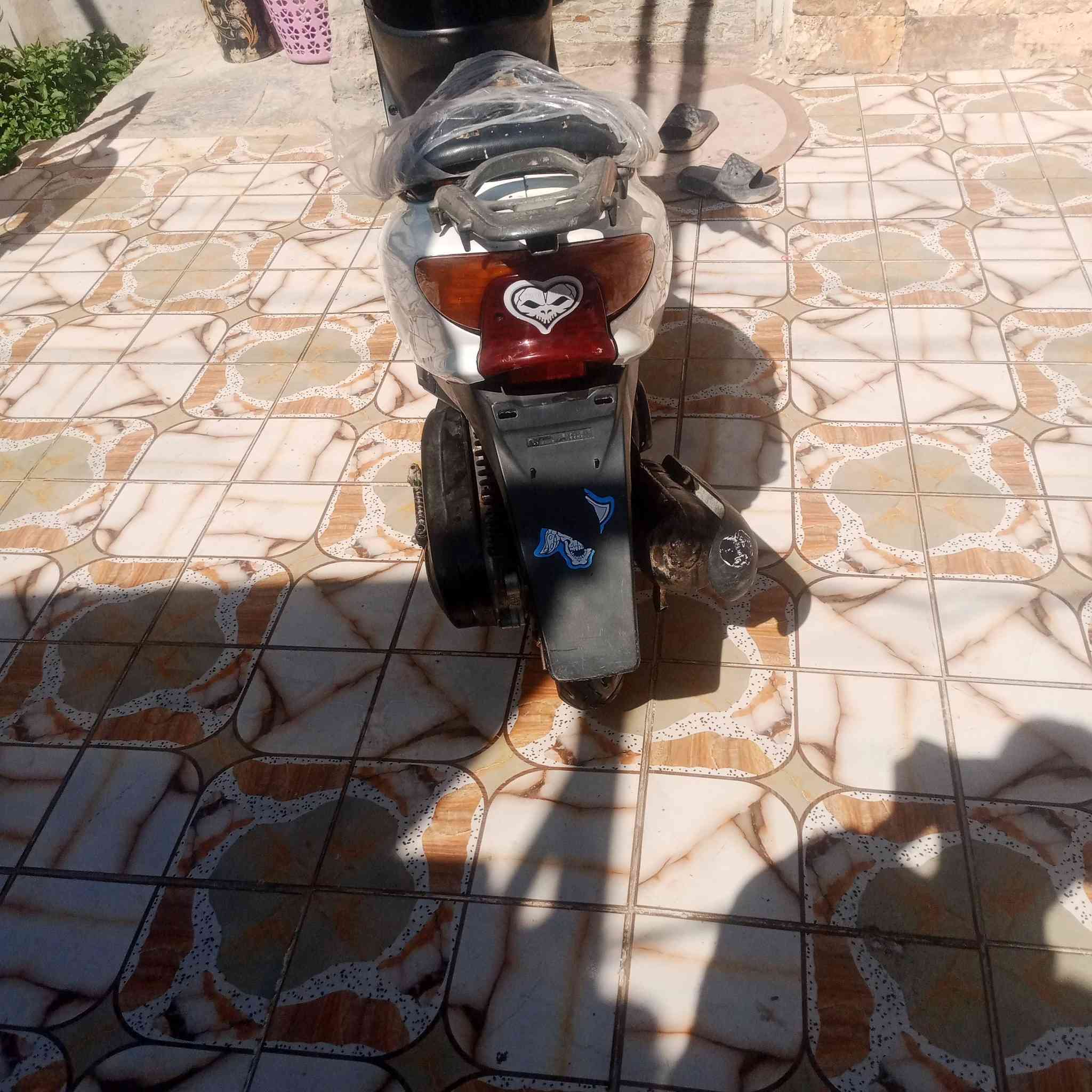 للاتصال والاستفسار:
*********** 
سلام عليكم دراجه 60عصفوريه مكينه خير من الله عوزهه بس كلوبات السعر 130وبيهه مجال
