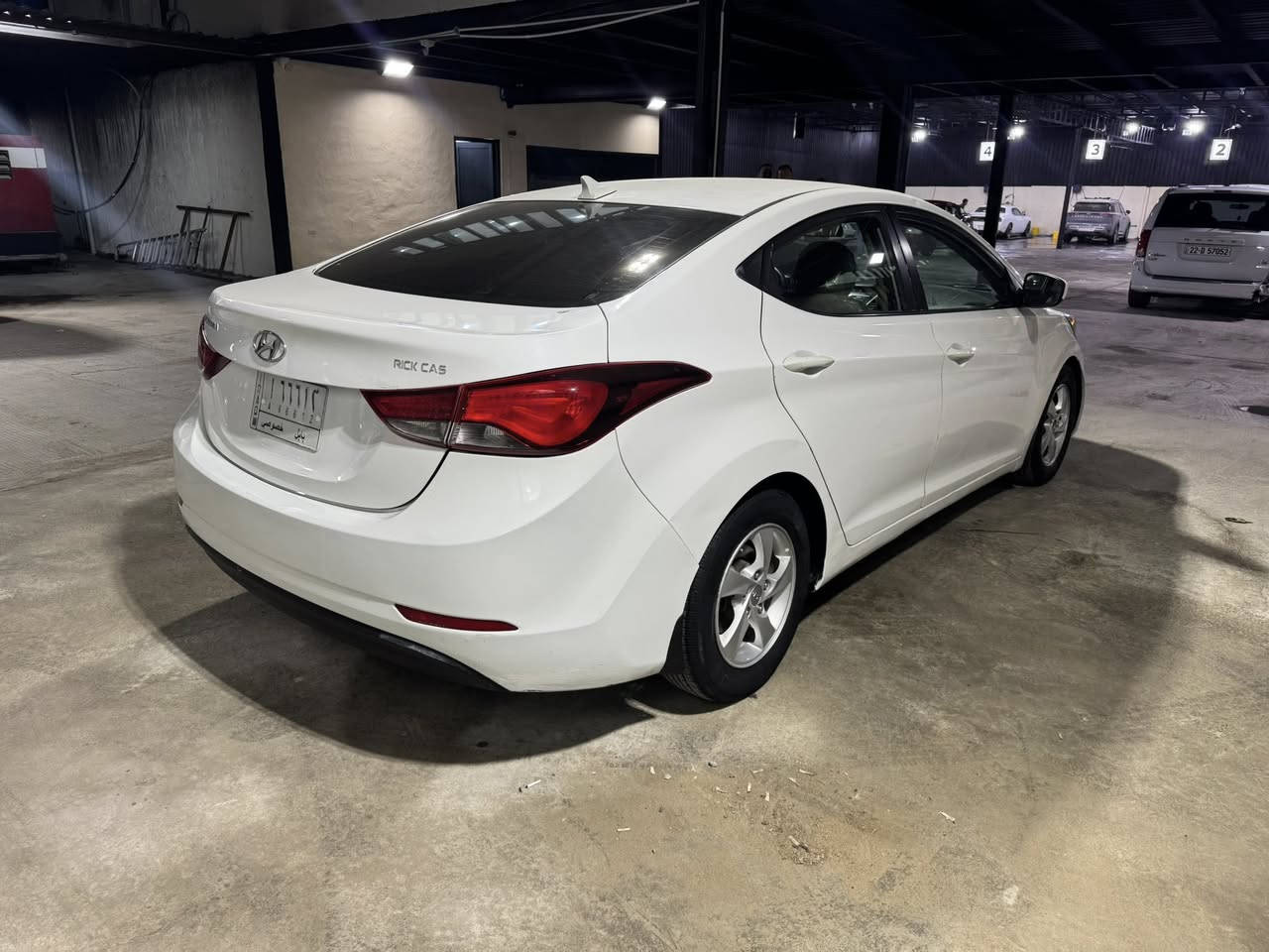 النترا 2014 شكل ال16 كير عادي داخل عسلي مكينة كير خير من الله تبريد وتدفئة تايرات جدد وباتري جديد بيها قطعتين صبغ وتلاثة تبديل نفس اللون بدون دواخل وبدون ايرباك سيارة بسمي مكاني كربلاء السعر 105 وبيها مجال 
***********
***********
