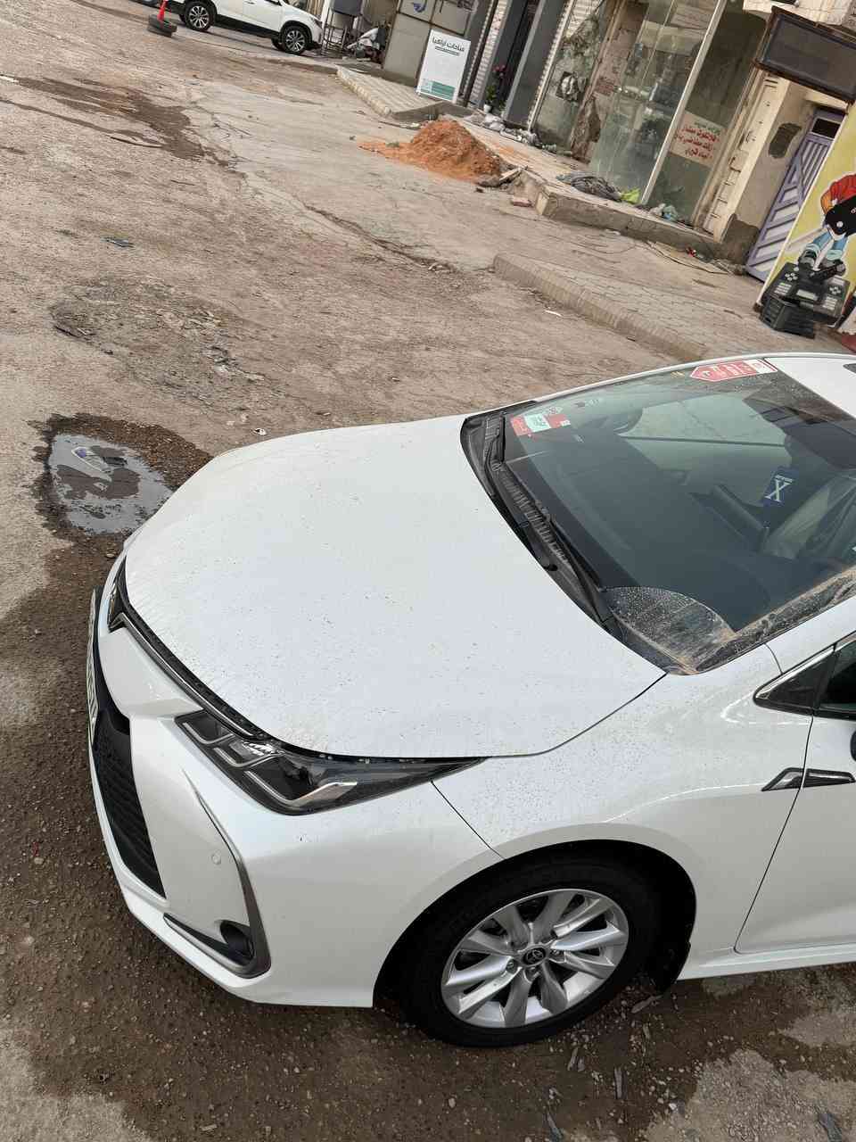 سلام عليكم

بيع مستعجل

كورولا 24 خليجي شركة ساز داخل الضمان 
 ماشية 80 فول مواصفات رقم اربيل تحويل او وكالة 

السعر١٨٠ وبيها مجال 

العنوان / النجف 

رقم الهاتف / ***********
