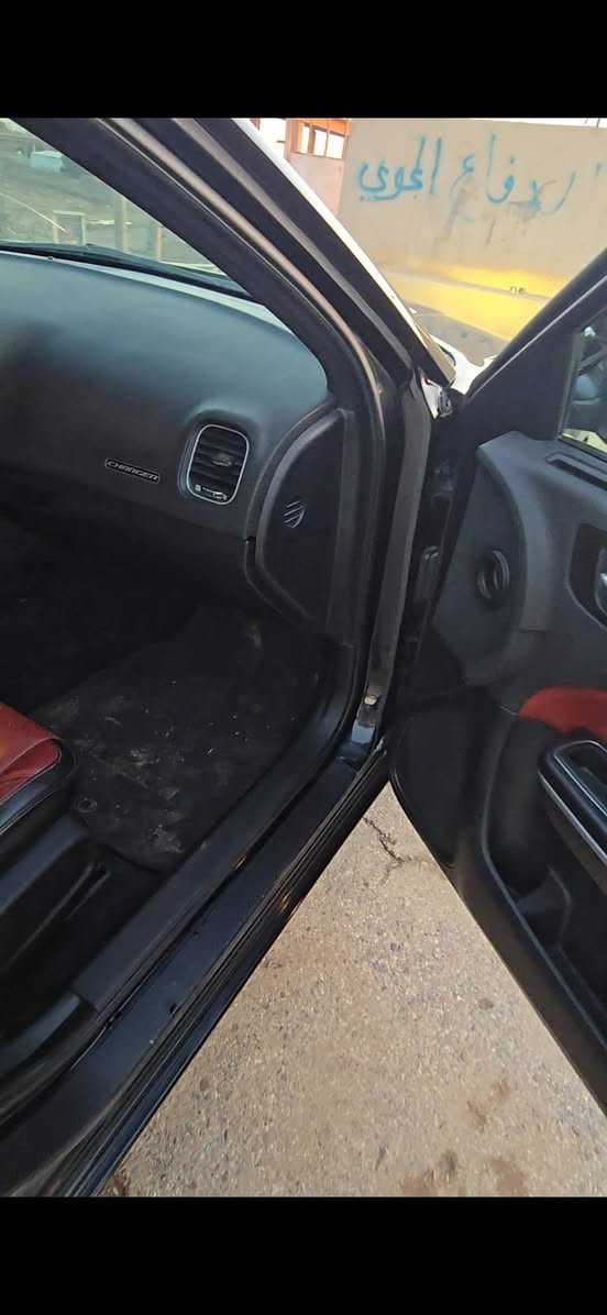 جارجر 19 خليجي وكاله هارلم الدولية
عندي فيديو موضح الهه للشراي 
بياع شراي متفيدك
الون اسود 
مكينه 3600
كير 8
فصله مفتوحه بلاد
اكسل مفتوح بلاد
عداد سرعه. 260
ماشيه 143 كيلو متر
لايتات زينون أصفر
سبير منازل
شاشه وسط كار بلي عارضه بالكامل 
حساسات خلفيه كامره دواره 
ثلاث انضمة قياديه 
تخم تاير درجه اولى 
باتري جديد 
صدر امامي خلفي جديد قبل فتره
تبديل براد اصلي وكاله
دهن مكينه جديد
دهن كير جديد سحب حتى من التورباين
كلشي بيهه بلاد سياره جديده للأخير
بيهه بارد باب الصدر وجعجه باب خلفي 
بيبان فتح براغي شويه للتطبيك فقط 
كشنات جلد 
كراسي كهرباء
تبريد تدفأه قطعتين
مواصفات SXT
سياره مكفوله من التبديل نهائيا حتى الدعاميات بلاد
السعر 26 الف 
سنويه بأسمي هزه قبل اسبوع
وسنويه تجديد لحد سنة 2031
العنوان بغداد 
رقمي ***********
بيه واستاب
