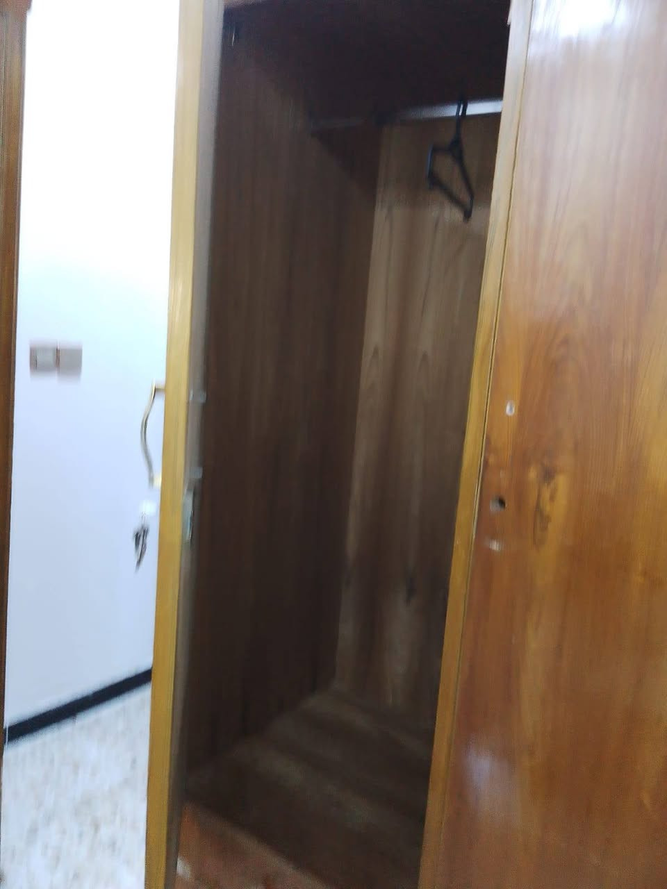 سلام عليكم كنتور بابين تزكام يرادلة بس قفل السعر 125. بكاني شعلة سلاميات ***********
