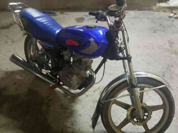 دراجه للبيع محرك لاصرف لابخار نشاط فول
السعر 225الف بيه مجال
***********
