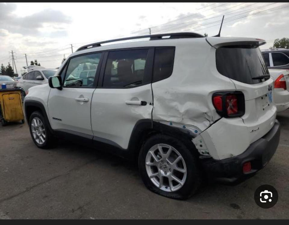 السلام عليكم
جيب رينيجد فئه spoort
مديل2022
ماشيه24 الف
حادث السياره موضح بالصوره غيره مكفوله من الشخط
مكان السياره كربلاء 
السعر ١٥٠$ 
***********
