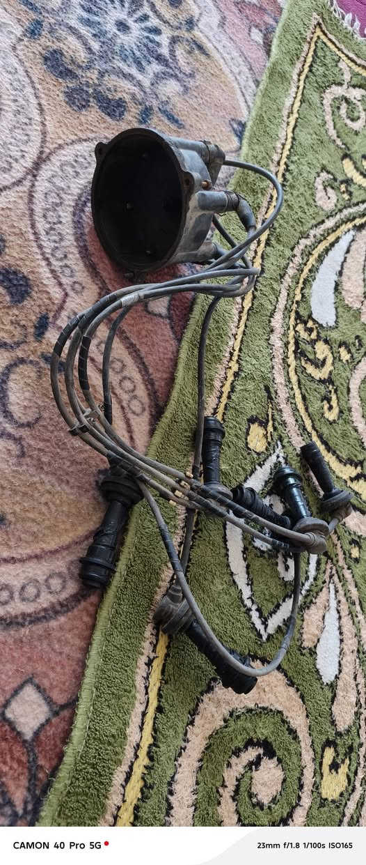 السلام عليكم
غراض مارك عظم للبيع كلهن شغالات 
الديلكو هو ووايراته حاويه بعده نضيف محرك بطه السعر ٧٥
لايت وسكن جهة السايق الايت البلادي سعرهن ٣٠
شوته عوزها بس الجاين اليركب بالثلاجه سهرها ١٥
الراديتر مزروف  انطيه هديه لليشتريهن كلهن 😉
مكاني الناصريه الرفاعي 
***********
