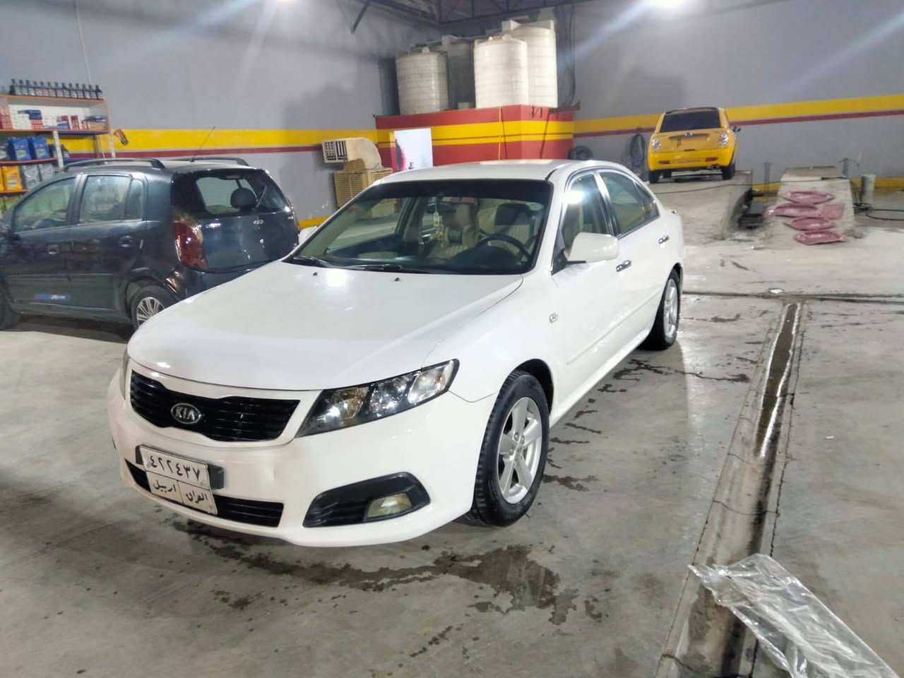 سلام عليكم اوبتيمه خليجي للبيع. مديل 2010 محرك 2000 كفاله عامه محرك كير تبريد تخم تايرات كله جديد كفاله عامه نص فول رقم اربيل سنويه نافذه. بسم كردي  وكاله او تحويل ماكو مشكله مكان سياره النجف الاشرف سعر 120 اوبيهه مجال  اني مكلف بلنشر رقم صاحب سياره ***********
