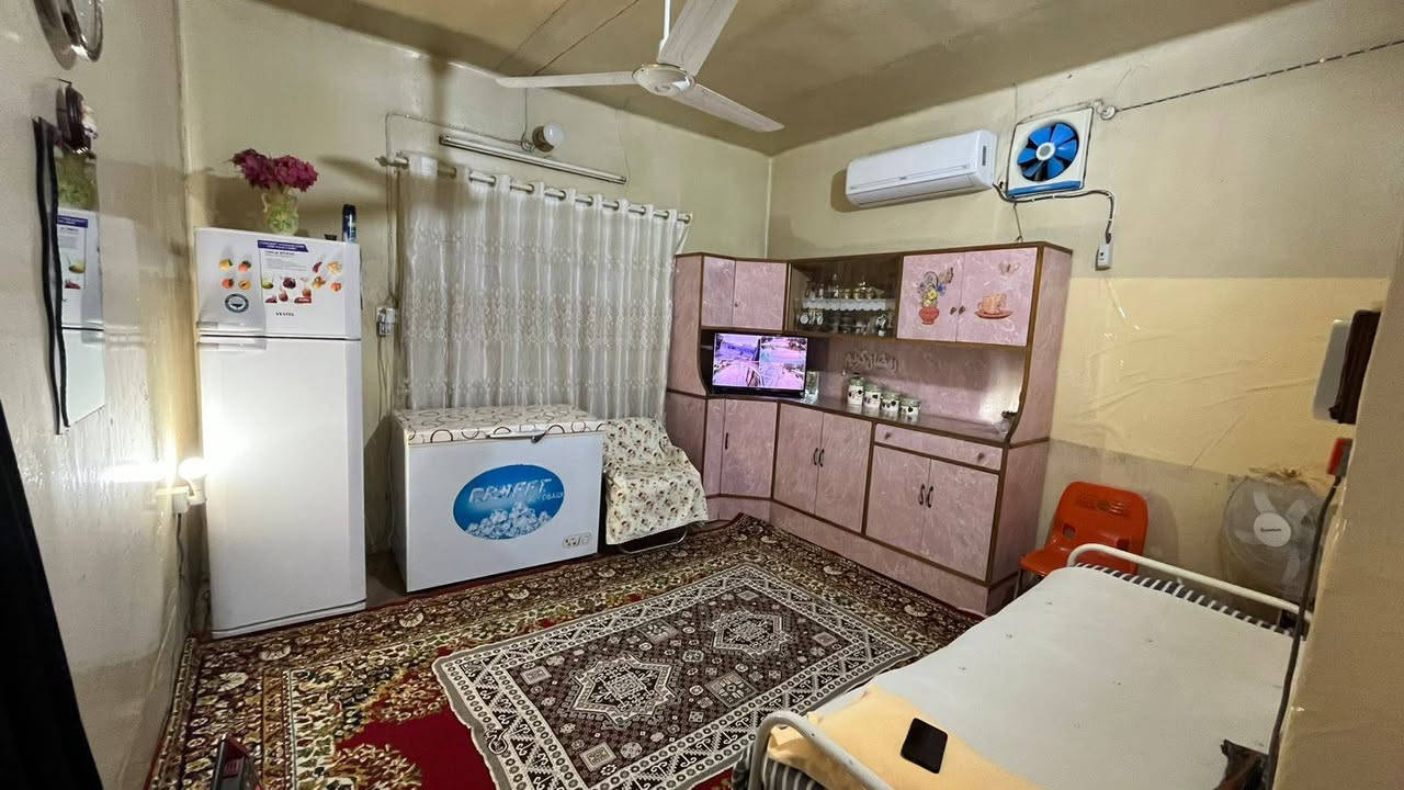 بيت للبيع طابو صرف مساحته ٢٥٠ متر يقع على الأنهر قريب شارع السوق موقع ممتاز
للاستفسار
***********
***********
