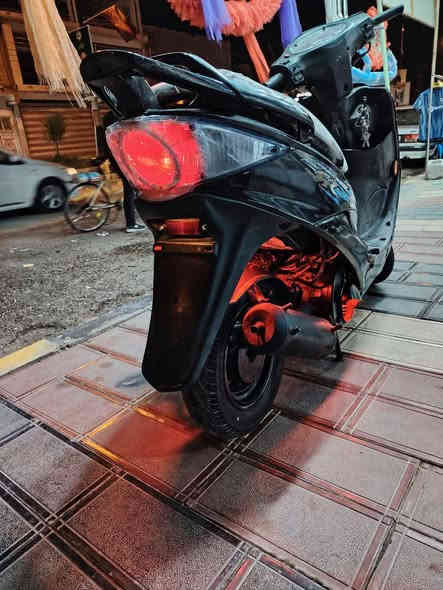 السلام عليكم دراجه جي 4 كل شي شغال بيها سلف هندر كهربائيات من الطول للطول النظافه 100% شرط الفحص العنوان شطره السعر 600 وبيها مجال رقم الهاتف ***********
