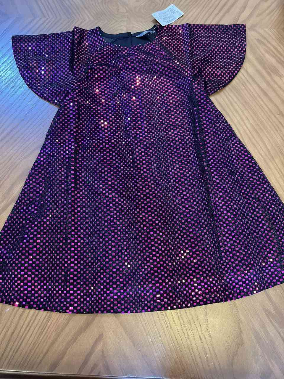 تفاصيل القطع موجودة بالبيج كل فستان ب بوست خاص@إشارة🥰❤️🥰❤️


**إذا كنت صاحب هذا الإعلان وتريد حذفه لأي سبب، رجاءا أرسل رسالة إلى الدعم الفني**