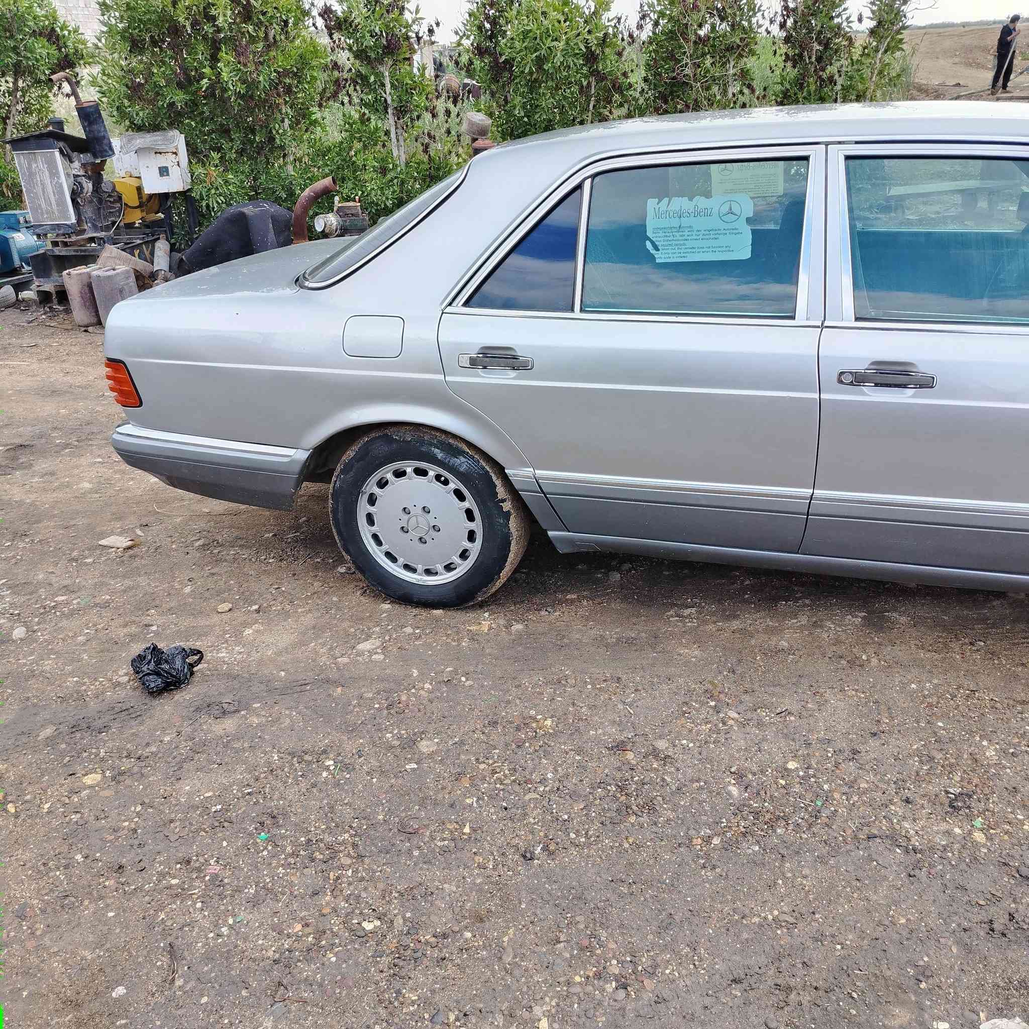 السلام عليكم
مارسدس موديل 87 كير محرك بلاد تبريد شغال ماناقصهه شي السعر 85 للستفسار ***********
