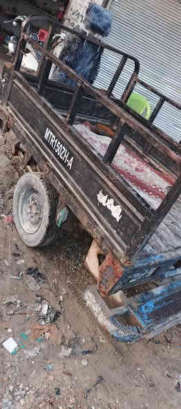 ستوته موديل 12 اوراق ضايعه اتكفل بسرقه وعشائر اكسل مقفل شاصي مكفول من فطر من لحيلم سعر 600الموشراي لايشلع گلبي متواجد عل خط وعل خاص ***********
