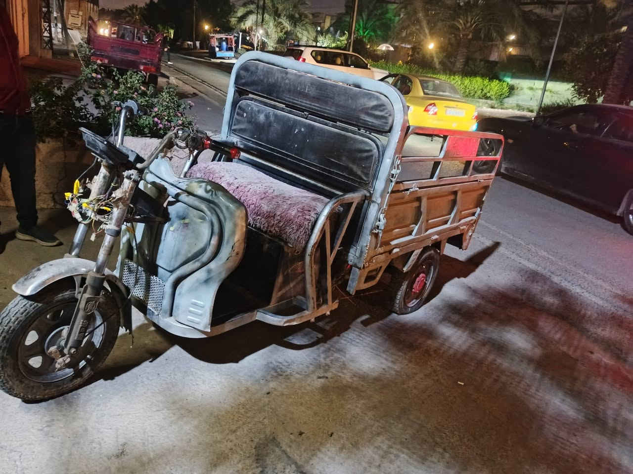 السلام عليكم ستوته للبيع جاهزه قبل للشغل ***********
مكان العامريه بغداد شارع المنظمه السعر 350 بيه مجال
