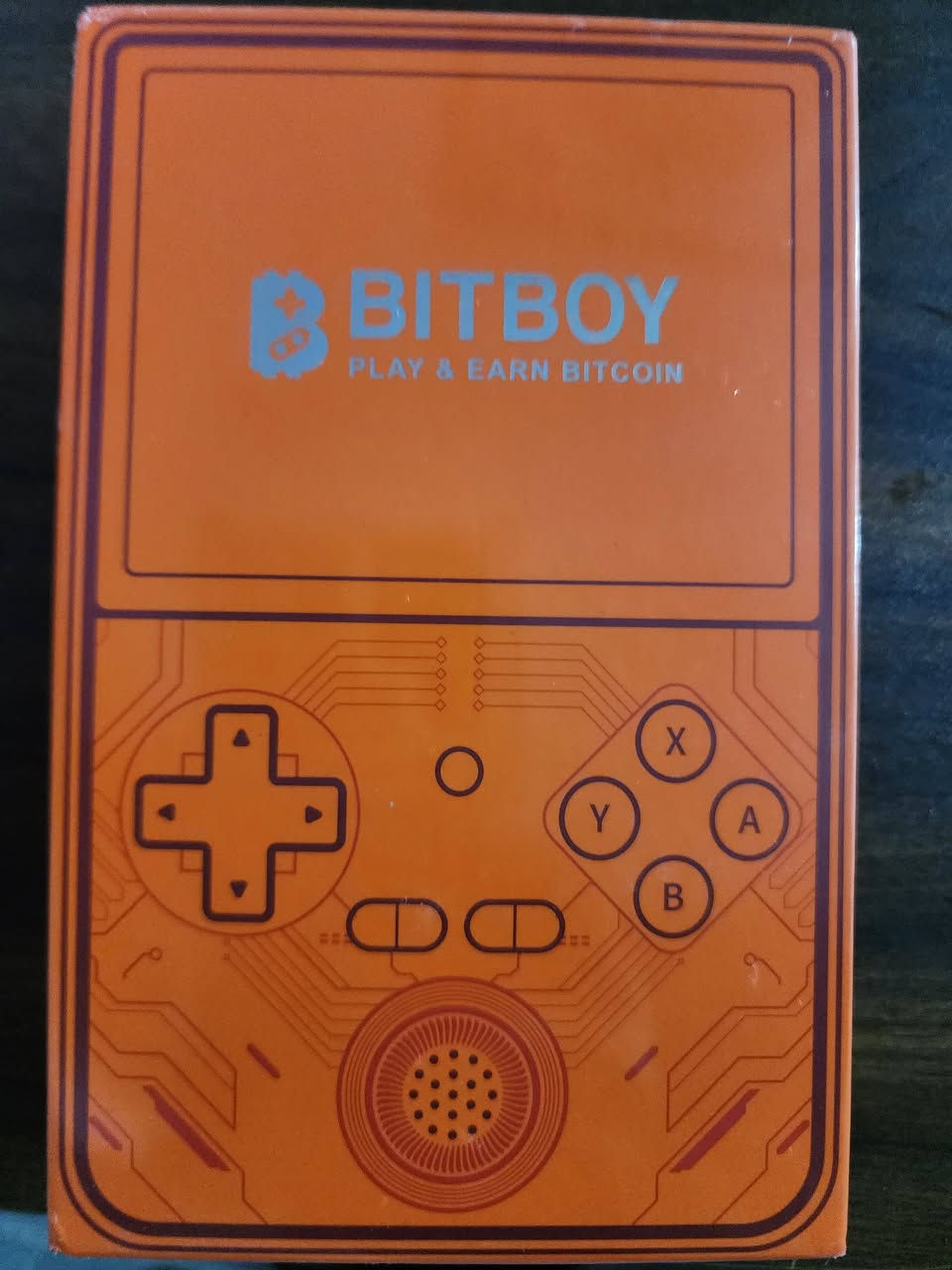 نقدم لكم جهاز Bit Boy One - BTC Summer Special Edition، الجهاز الذي يجمع بين متعة الألعاب وعالم العملات الرقمية في تصميم واحد أنيق
لماذا هذا الجهاز مميز ؟
إصدار محدود (2024) : نسخة صيفية خاصة ا-BTC Sper Edition)بتصميم برتقالي مميز وشاشة واضحة جداً.
جهاز ألعاب ومحفظة رقمية ليس مجرد منصة ألعاب، بل يعمل كمحفظة باردة (Hardware Wallet) التخزين العملات الرقمية بأمان عالي عبر تقني
.NFCنظام Play 
نظام Play & Earn العب واربح مكافآت مرتبطة بشبكة البتكوين .(Bitcoin Ordinals)
بطارية قوية : سعة 3500mAh تدوم الساعات طويلة من اللعب المتواصل.
دعم الألعاب الكلاسيكية يستطيع تشغيل آلاف الألعاب القديمة (Retro Games بدقة عالية وسلاسة


**إذا كنت صاحب هذا الإعلان وتريد حذفه لأي سبب، رجاءا أرسل رسالة إلى الدعم الفني**