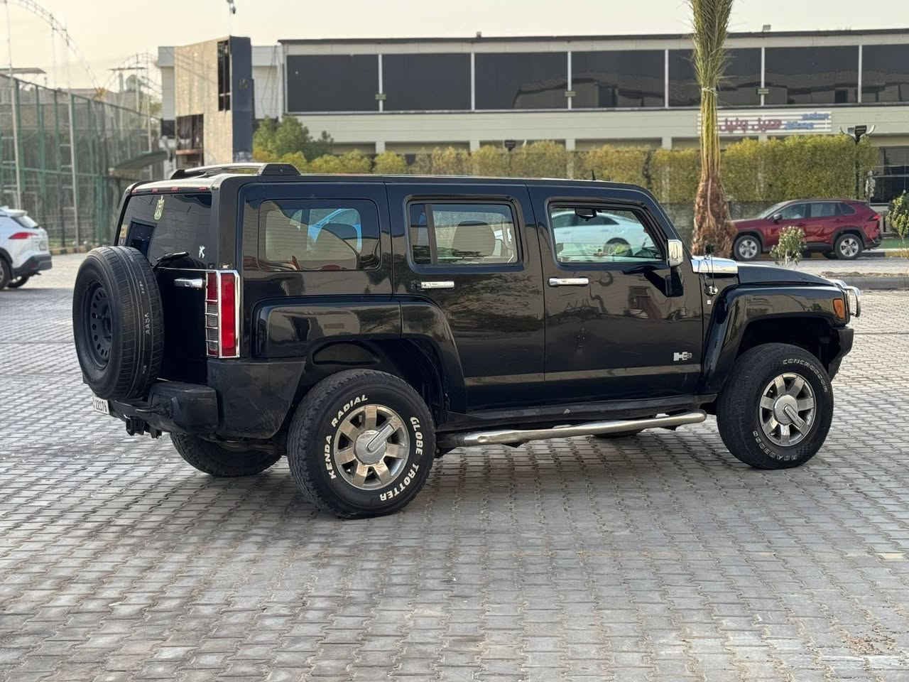 للمراوس 
همر H3 موديل 2007  رقم سليمانيه دولي عندي وكاله عامه سياره حلوه وكاعده صدر نظيف دبلات جديد تايرات نص عمر شاشه اندرويد تبريد 
سياره يحتاجلها شغلات بسيطه 
الي عنده مراوس يراسلني مكاني صلاح الدين ***********
