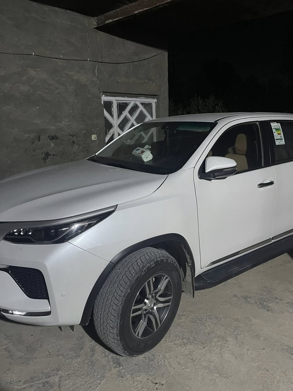 السلام عليكم
فورجنر 2024 خليجي 

مكفوله كفاله عامه 

نص فول 

4 سلندر ماشيه 34 الف 

جديده استعمال شخصي  

السعر 315 

للتواصل ***********
