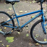 اربع بايسكلات للبيع طالب على البايسكل الواحد ب 30 وبي مجال بسيط للطيبي...