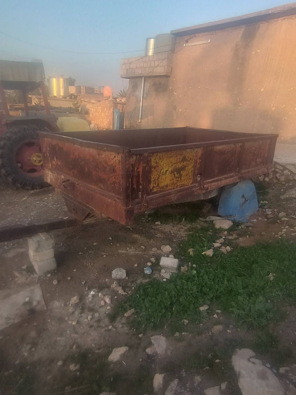 للبيع عربانة سكندرية جنوب الموصل رقم الهاتف.(***********)
