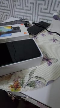 ردمي  شاومي  s10الجهاز اصلي مواصفاته معروفه  اول تم ١٠٠ وبل عافيه عل ي...