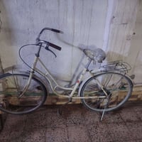 بايسكلات للبيع الواحد ب ٦٠//.  07750079768