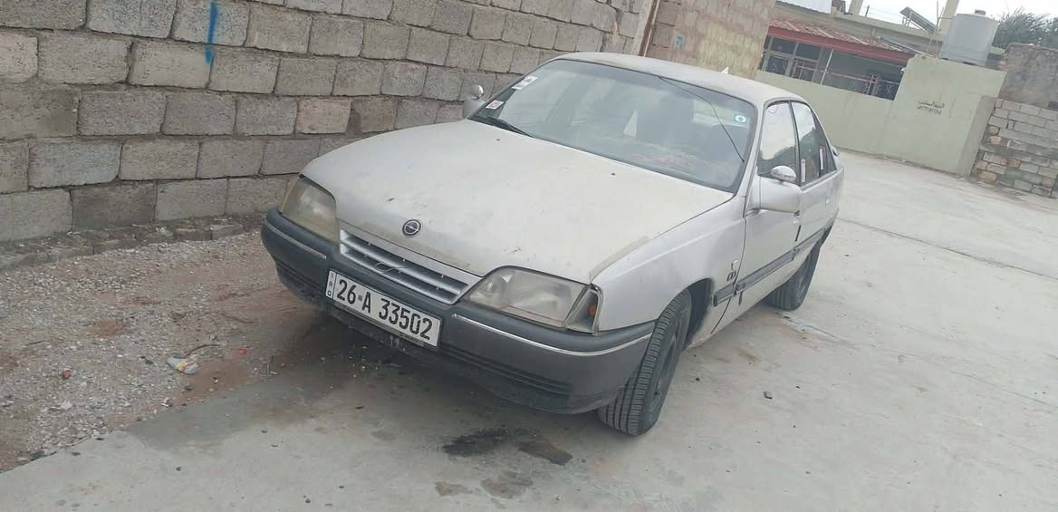 اوميكا للبيع موديل 87 رقم صلاح الدين دولي سنويه نهايه 30 شرط التحويل دفتر بانزين مابيه السعر 30 اوبيه مجال الاتصال *********** العنوان كركوك قضاء الدبس
