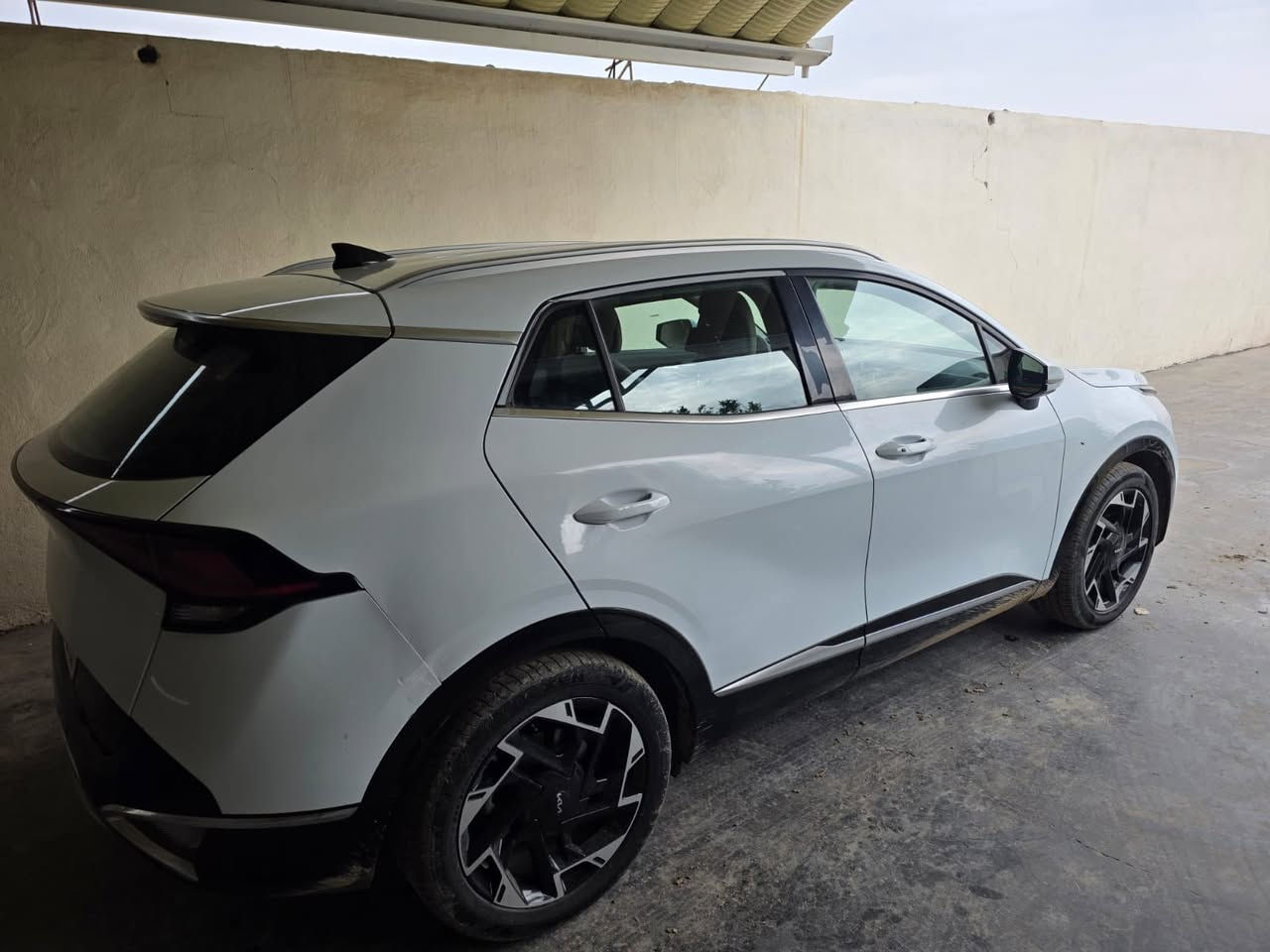 @سبورتج 2022 
فول مواصفات عدا البنوراما 
تشغيل عن بعد 
تحكمات ستيرن وكشنات كما موضح في الصور والفيديو 
مكلولة من الضربة والصبغ عدا الشغلات البسيطة المذكورة بالفيديو 
ماشية 53 الف وسعره 218 
وهذا رقمي ***********
