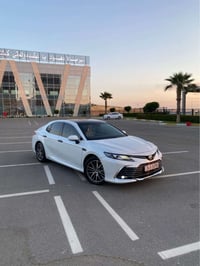 كامري XLE • ٢٠٢٤ • ٣٥ ألف كم