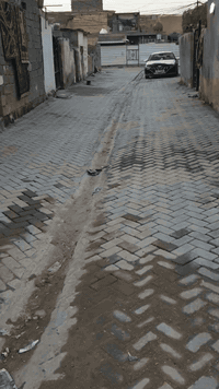 *********** قطعه ارض للبيع ٨٠  متر  معسكر البلديات  خدمات كامله
