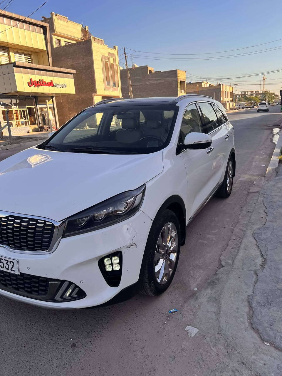 كيا سورنتو 2020
‎ضمان شركه المجموعه الدوليه 
‎خليجيه مكينه V6 / 3.5
ماشيه 125 Km
مرقم بغداد كامل لوحات مثبت + سنويه
:- 
‎بصمه 
شاشه كبيره 4 كامرات 360
هندبريك كهرباء 
2 كشنات كهرباء 
‎صندوق كهرباء 
‎حساس امامي وخلفي اصلي  
‎3 قطع تبريد 
‎7 راكب 
‎تحكم ستيرن 
‎مريات كهرباء 
‎يدات نيكل 
‎شاحن موبايل 
‎بلوجكتر رباعي 
‎ويل كروم 
‎بردات خلفيه 
درايف مود 
‎مكانه بغداد 
***********
للاستفسار الاتصال على الرقم الموجود ممتواجد على الفيس
