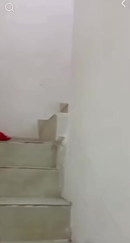 مشتمل لليجار المساحه ٩٠ متر  طابقين مثل مواضح كدامكم مكان حي البساتين قرب شامل المضمد  ***********
