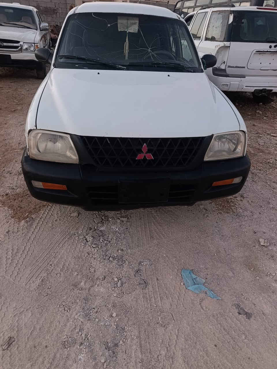 مزادالداخليه  مسبوشي  موديل 2004 مكينه وكير جديد  حدادي  جديد تخم تايرات  كهربائيّة شغاله  دوشمه جديد  مكفوله  من  الكلبه وضرب  وتبديل والصبغ  رقم التليفون *********** السعر 40 بيها مجال مكاني ناصرية قضاء الرفاعي رقم الهاتف ***********قم***********
