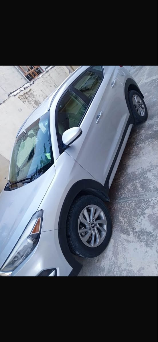 honda Tecson
موديل. ٢٠١٧
سياره بولند جملخ سبخ و درگه (باب) تبديل شريكه بدون دواخل
سياره ٢٢٠ميل روشتويه
سياره زور پاكو خاوينه يه ك دينار مه سروفي نيه 
مواصفات كوشن كهربايي لايت زينون سندوق شفت
سياره له ئاكريه . سياره موجود عقره 
سعر.( ١٢٤) مجال 
رقم تلفون . كورك . واتس اب > (***********) اكر, نينوى
