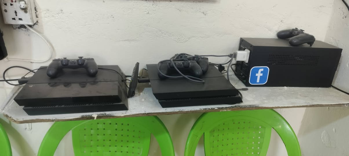 ابلي4للبيع السعر خاص 
عدد2
نضافه100/80شراي خاص 
امهكر


**إذا كنت صاحب هذا الإعلان وتريد حذفه لأي سبب، رجاءا أرسل رسالة إلى الدعم الفني**