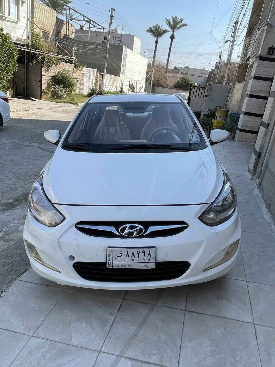 سلام عليكم
اكسنت خليجي 
موديل ٢٠١٣
رقم بغداد 
مكاني بغداد حي العامل 
مكفوله من صبغ فقط تكحيل 
سعر ١٠٥ وبيهه مجال بسيط
***********
