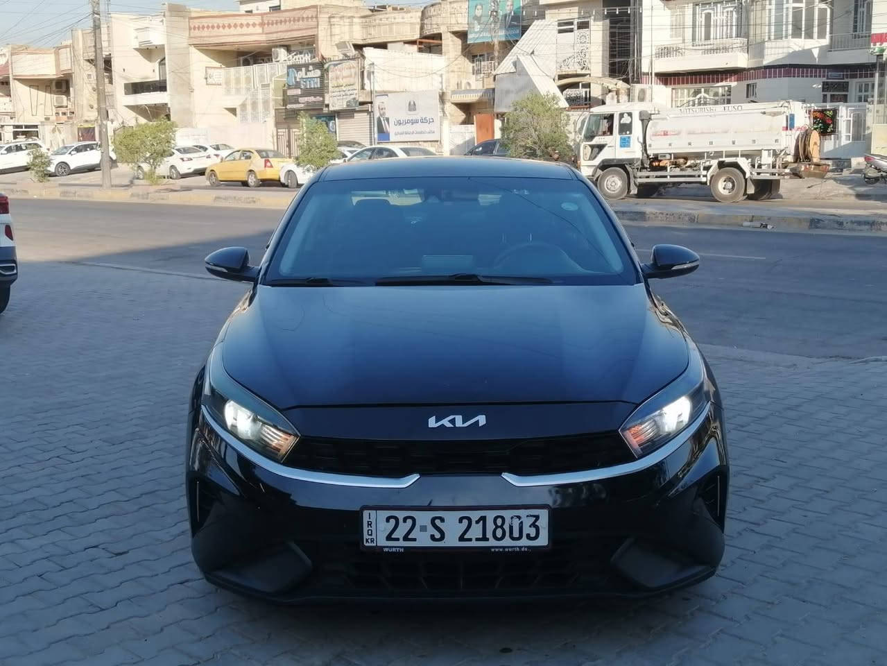 ***********
رايدهة ب 127 ورقة وبيهة مجال
كيا فورتي 2023 وارد أمريكي
محرك ٢٠٠٠ دوش لوووك مامفتوح
كير cvt بلادي لووك
شاشة كبيره،، كاميرا دوارة 
الداخل تنتة انارة روز رايز 
رادارات جانبية نقطة عمياء 
رادار امامي توقف ذاتي
قيادة آلية تحديد مسار
اشاير بالمري 
مري شفط كهرباء 
لايت عدسة زنون الأصلي 
ماشية 39 الف
رقم أربيل باسمي السيارة تحويل مباشر رقم وسنوية وهزة جديدة
حادثهة بنيد شطح من فوك وباب الصدر تعديل وصبغ بدون تبديل بغداد, العراق
