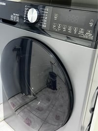 غسالة ١٢كغ • جديدة • ضمان ١٠ سنوات