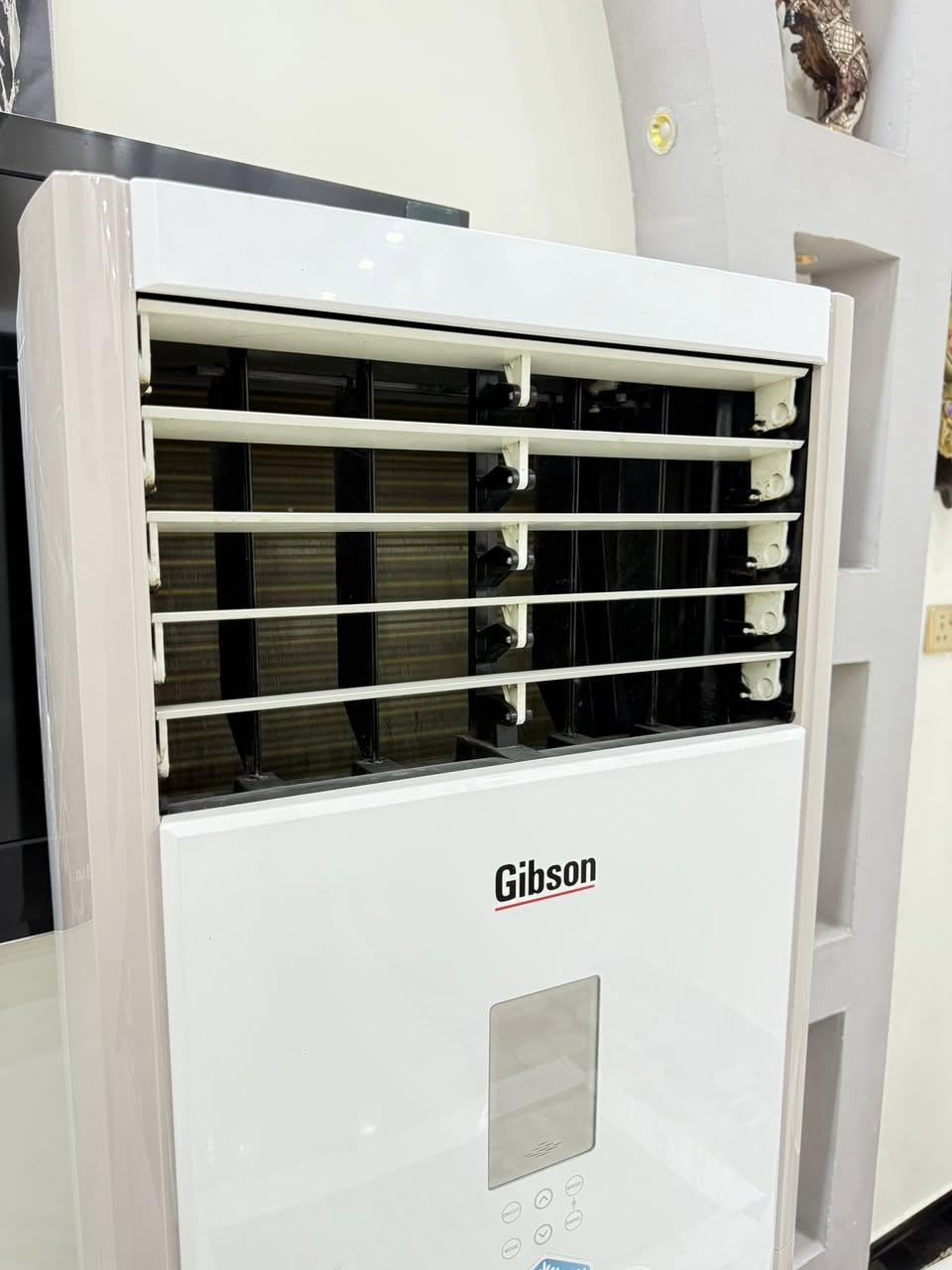 سبلت Gibsonجديد نضافه 100مستعجل على بيعته محتاز سعر 800 لاستفسار الاتصال ع رقم ***********
