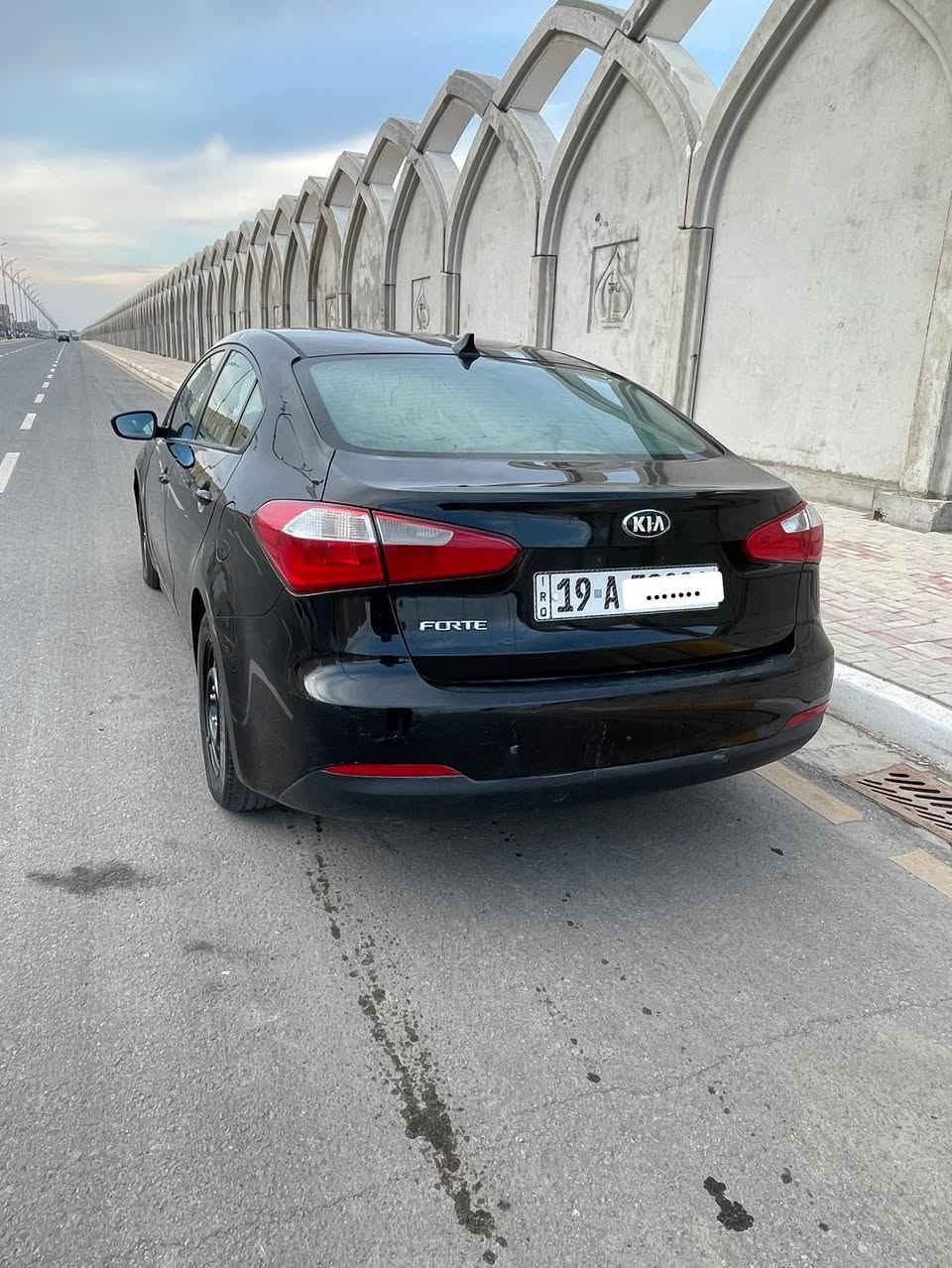 السلام عليكم ورحمة الله
للبيع كيا فورتي 2016 وارد امريكي داخله كلين فقط دعامية امامية والباقي ليبل واحد حداديه وكير ومحرك وكهربائيات جاهزه ونظيفه تبريد شغال مواصفات نص فول رقم كربلاء دولي معروضه ب110وبيها مجال مكاني كربلاء لاستفسار ***********
