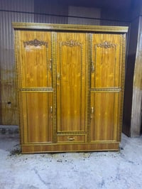 كنتور ٣ ابواب اخو جديد سعره 185 بوفيه تزكام سعره ٧٥ عنوان بغداد الأمين...