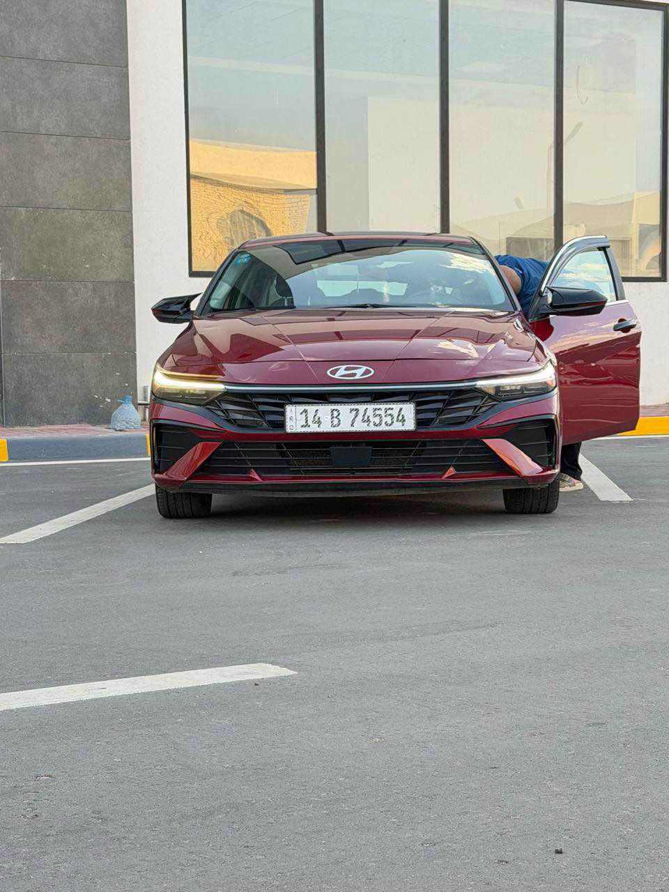 السلام عليكم 

النترا 2024       المواصفات فول 
فتحه صقف بصمه شاشه متصل ع طول دجتلل فول موصفات ل اخير شنو ابالك بيهه حلوه ونضيفه  الحادث كلش حلو فقط صبغ بسيط يم لعلامه مال هونداي ب صندوق الخلفي وبارد كلش بسيط ب باب 
السعر160 وبيهه مجال السياره حلوه وبديهه كزازا وصور لحادث موجود ب منشور مكانهه البصره *********** البصرة, العراق
