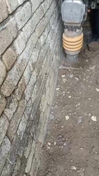 قفاز حدل سبيس وتراب وتربيع البيوت العنده حدل يتصل على الرقم 0786235447...